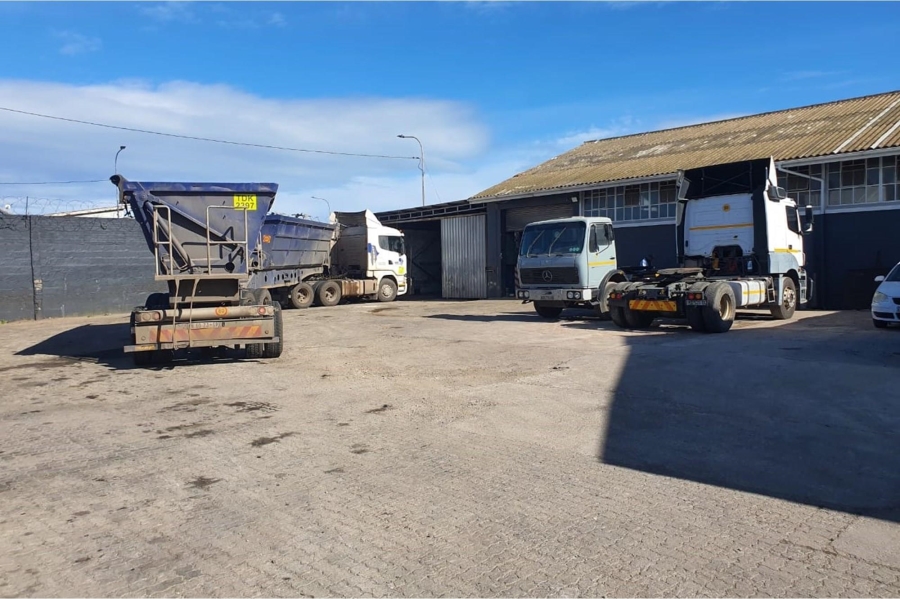 To Let commercial Property for Rent in Deal Party Eastern Cape